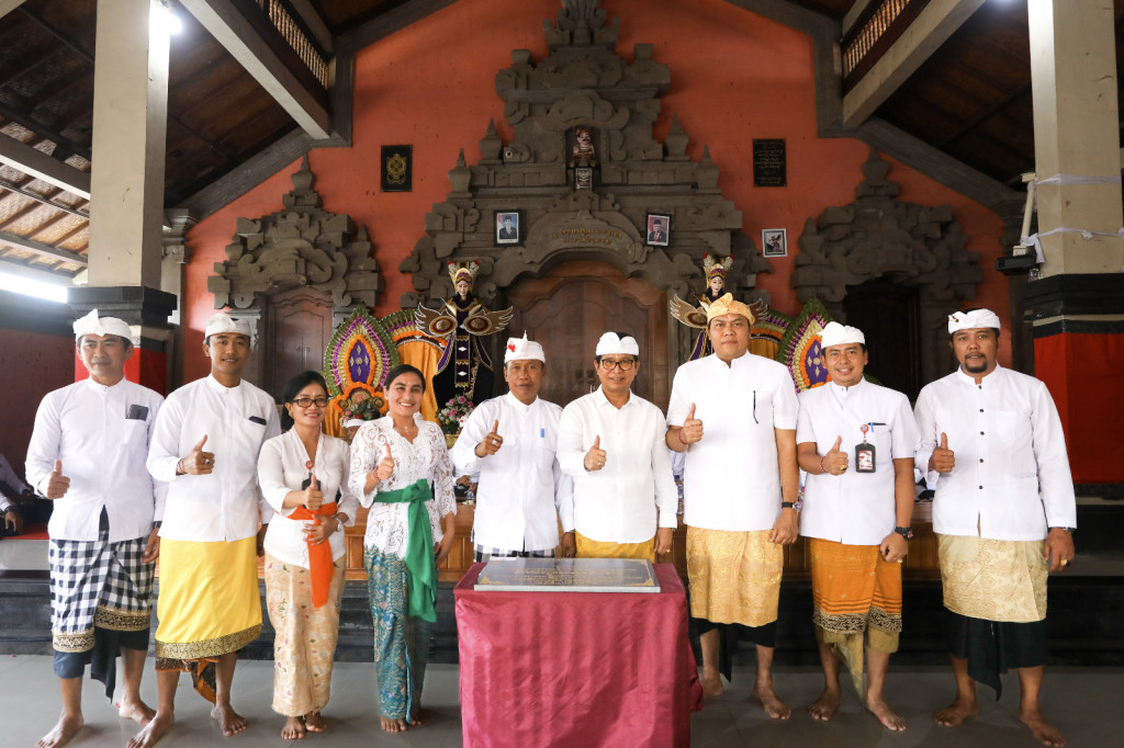 Sekda Adi Arnawa Hadiri Karya Wrespati Kalpa Banjar Adat Basang Tamiang Desa Adat Kapal